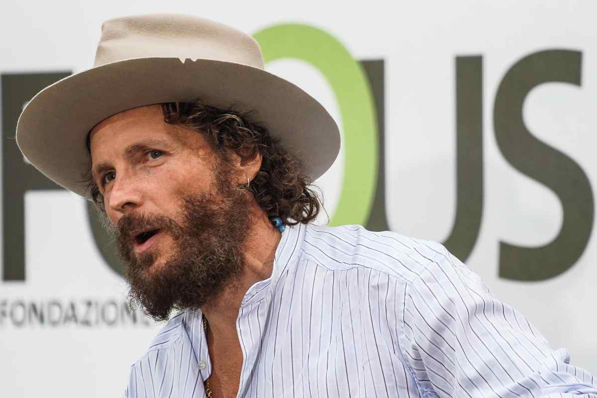 Jovanotti cappello