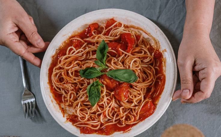 spaghetti al pomodoro - lineadiretta24.it