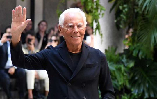 giorgio-armani-yacht-Lineadiretta24