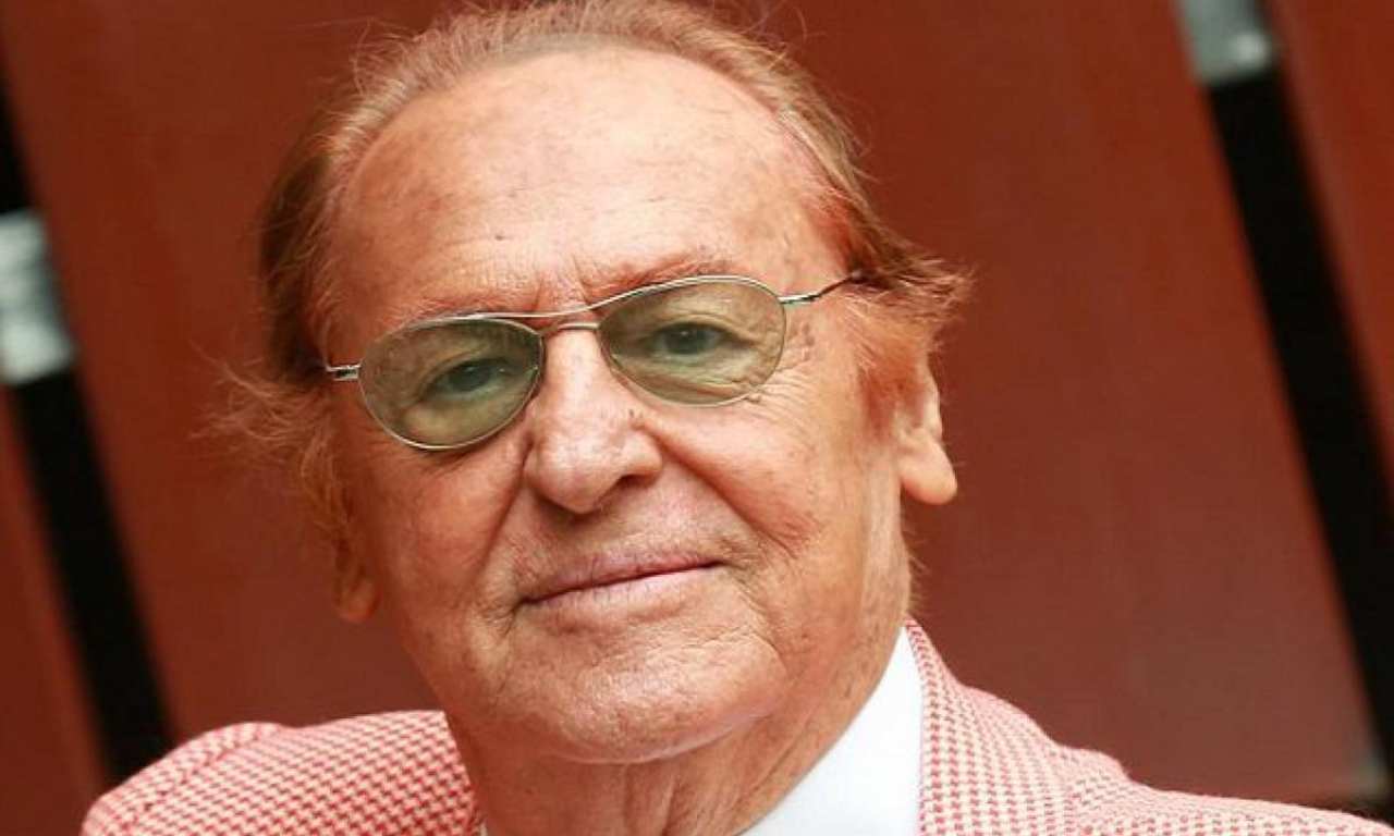 Renzo Arbore, testimonial Aiom - lineadiretta24.it