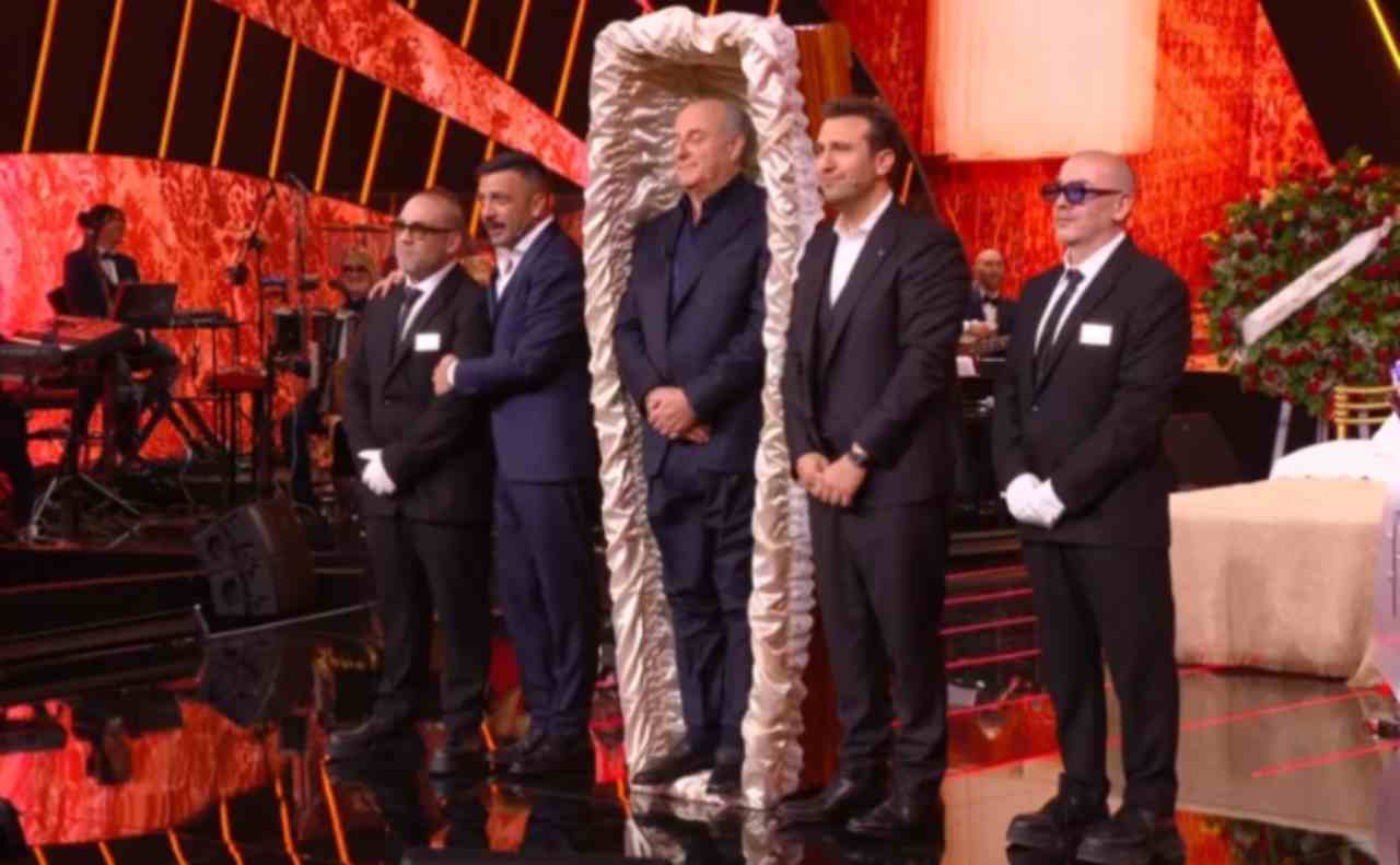 Lutto Gerry Scotti a "Felicissima sera" - lineadiretta24.it