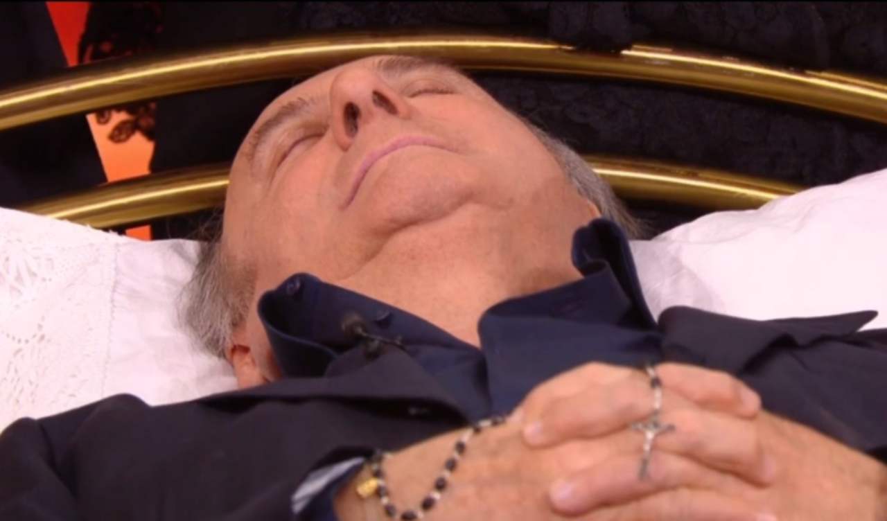 Lutto Gerry Scotti a "Felicissima sera" - lineadiretta24.it