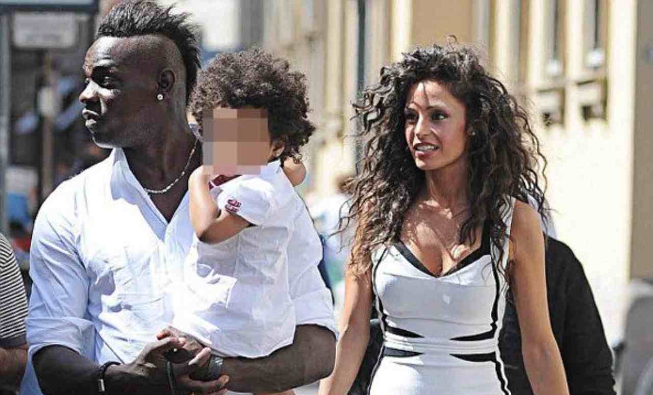 Raffaella Fico, Mario Balotelli e Pia - lineadiretta24.it