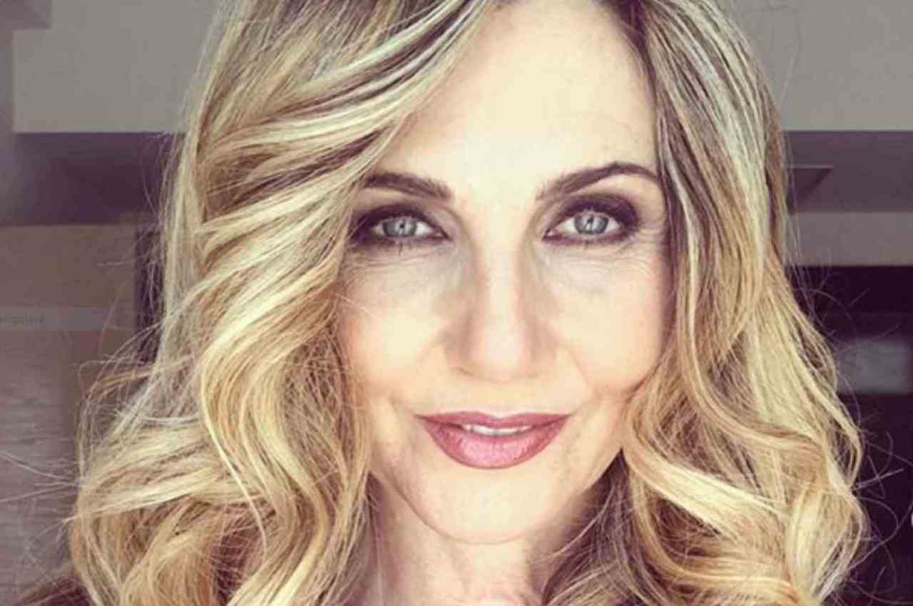 Lorella Cuccarini - lineadiretta24.it