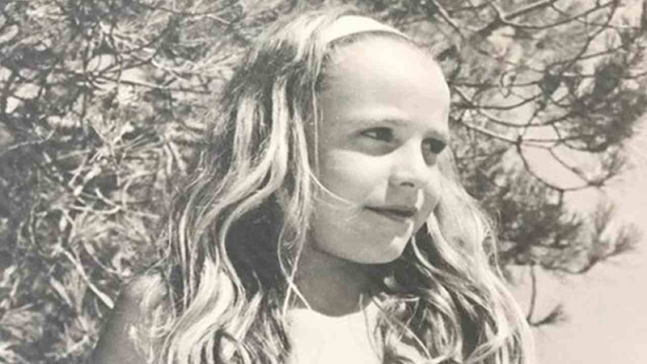 Una splendida bambina oggi affermatissima conduttrice TV