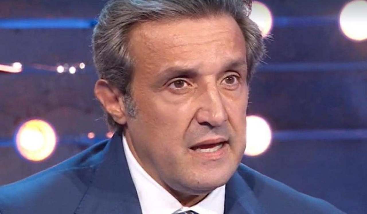 L'addio di Flavio Insinna
