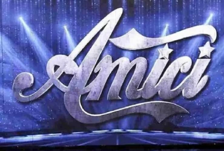 Amici non va in onda fino a gennaio 2024