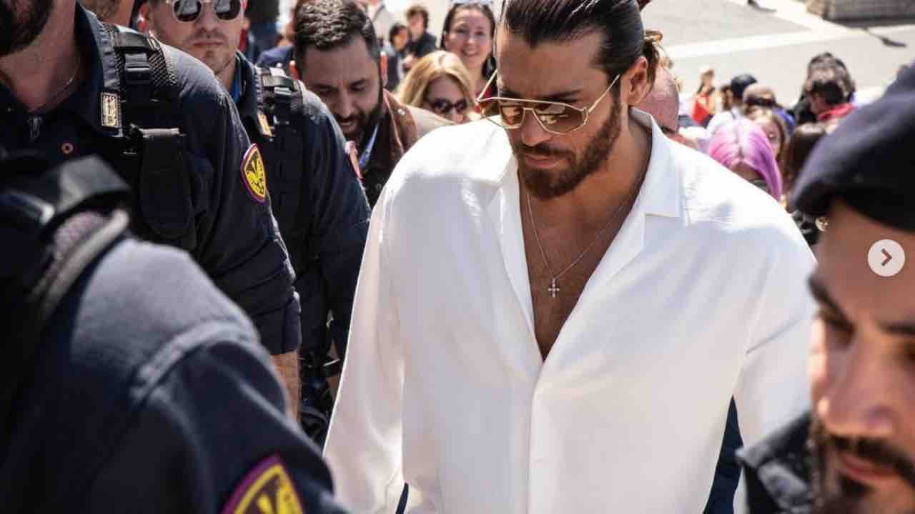 L'attore Can Yaman - Lineadiretta24.it