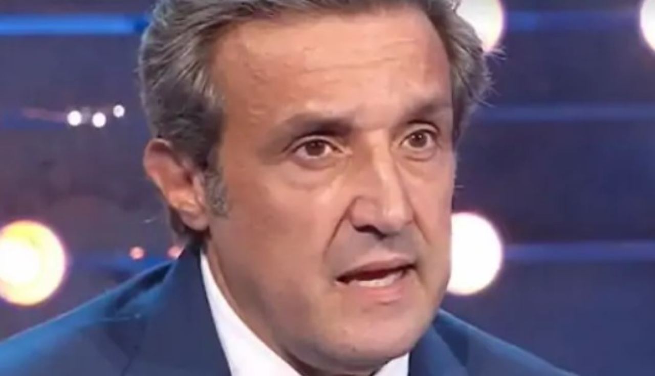 Flavio Insinna non ce l'ha nel DNA