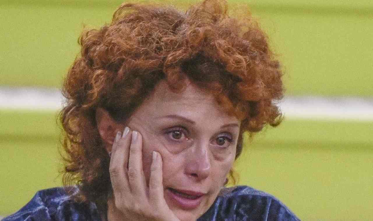 Terribile bufera si abbatte su Beatrice Luzzi