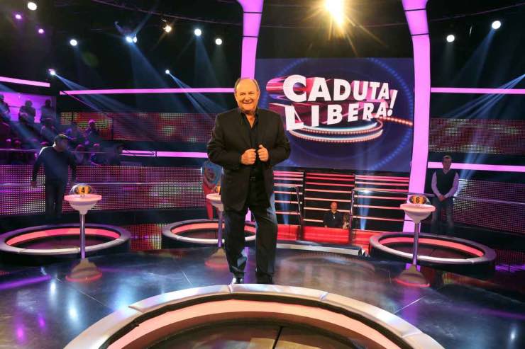 Gerry Scotti a Caduta Libera - Lineadiretta24.it