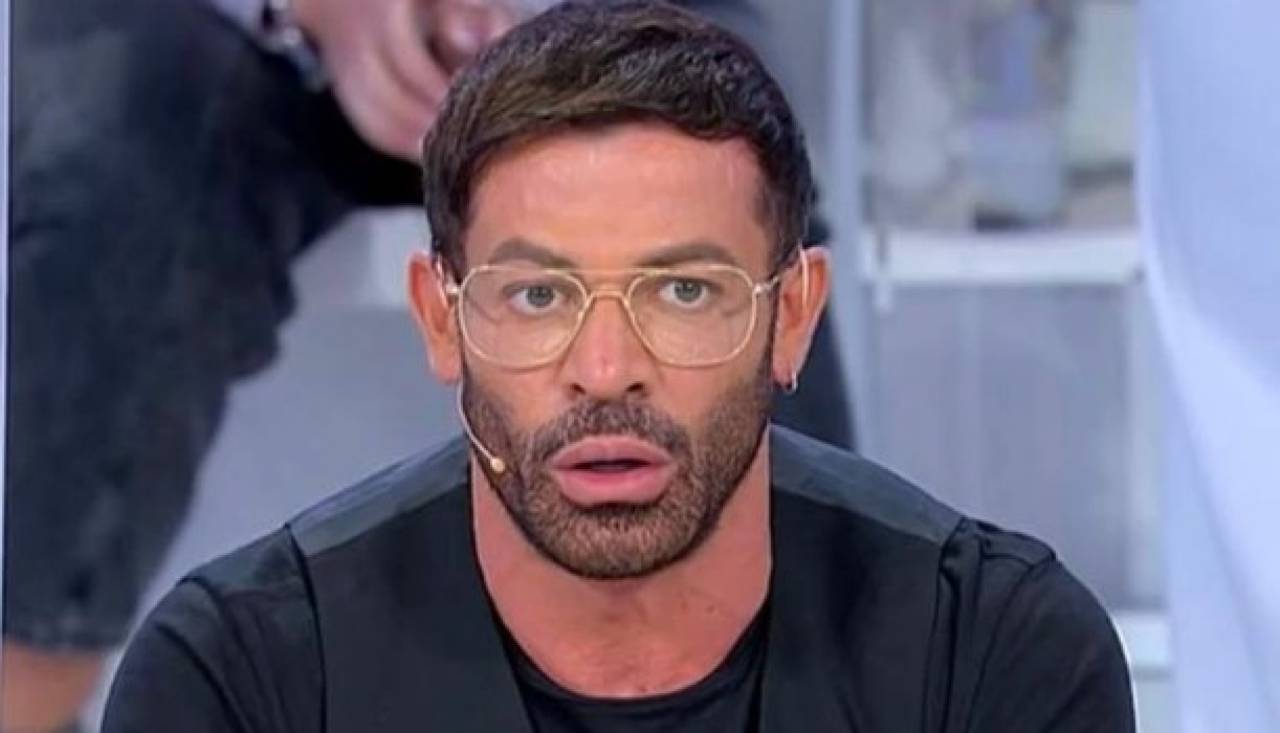 Gianni Sperti in tribunale