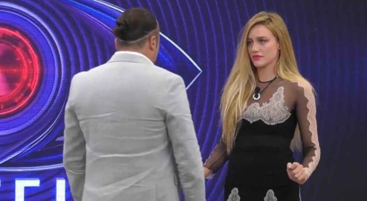 Immaggini del confronto tra Heidi e suo padre - Lineadiretta24.it