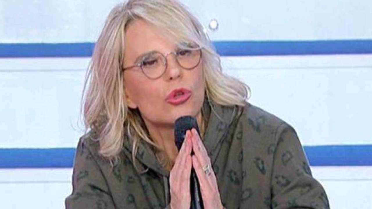 Maria De Filippi al limite della sopportazione