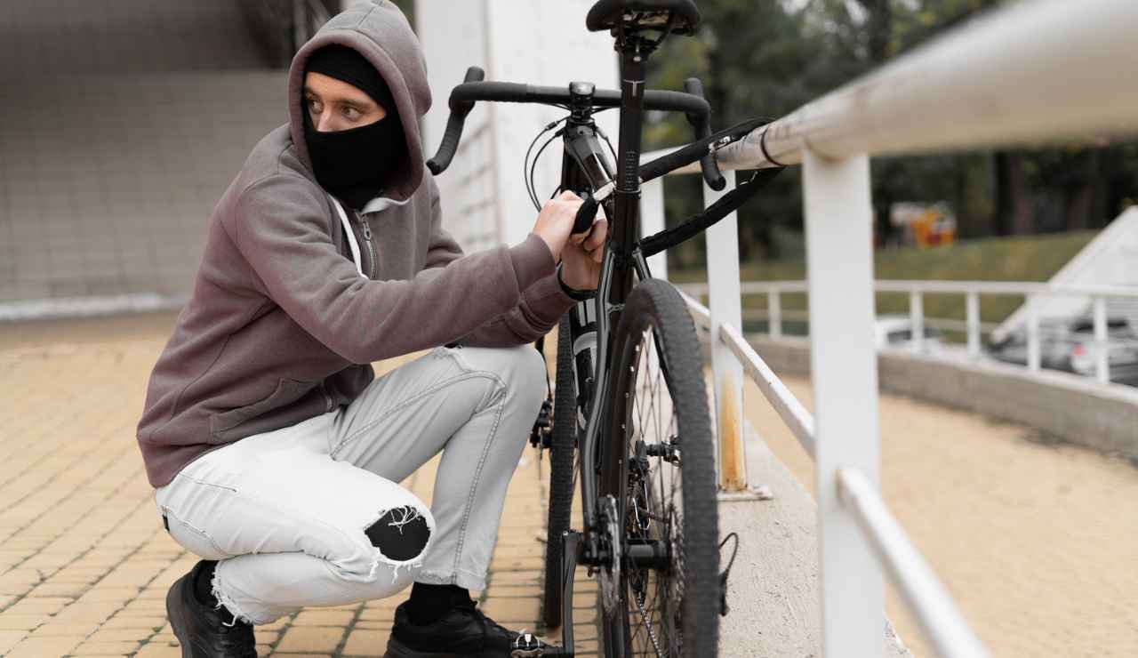 Come sventare un furto di bici - Lineadiretta24.it