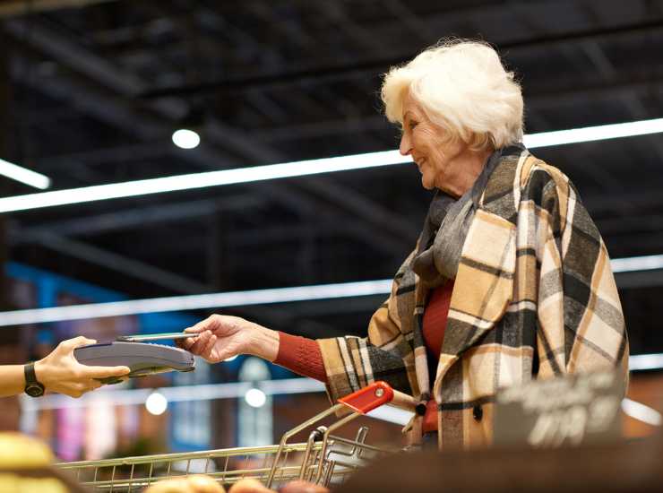 I supermercati che hanno aderito agli sconti per gli anziani italiani - Lineadiretta.24