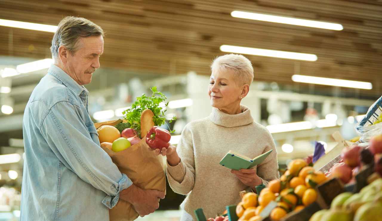 Sconti per i pensionati in tutti i supermercati - Lineadiretta24.it