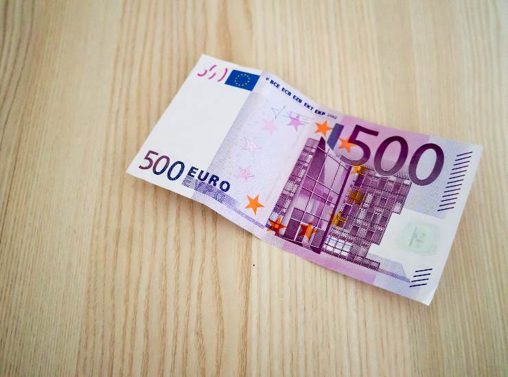 come risparmiare fino a 500 euro in bolletta