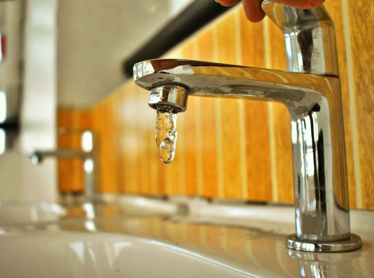 Acqua calda (pexels.com) - lineadiretta24.it